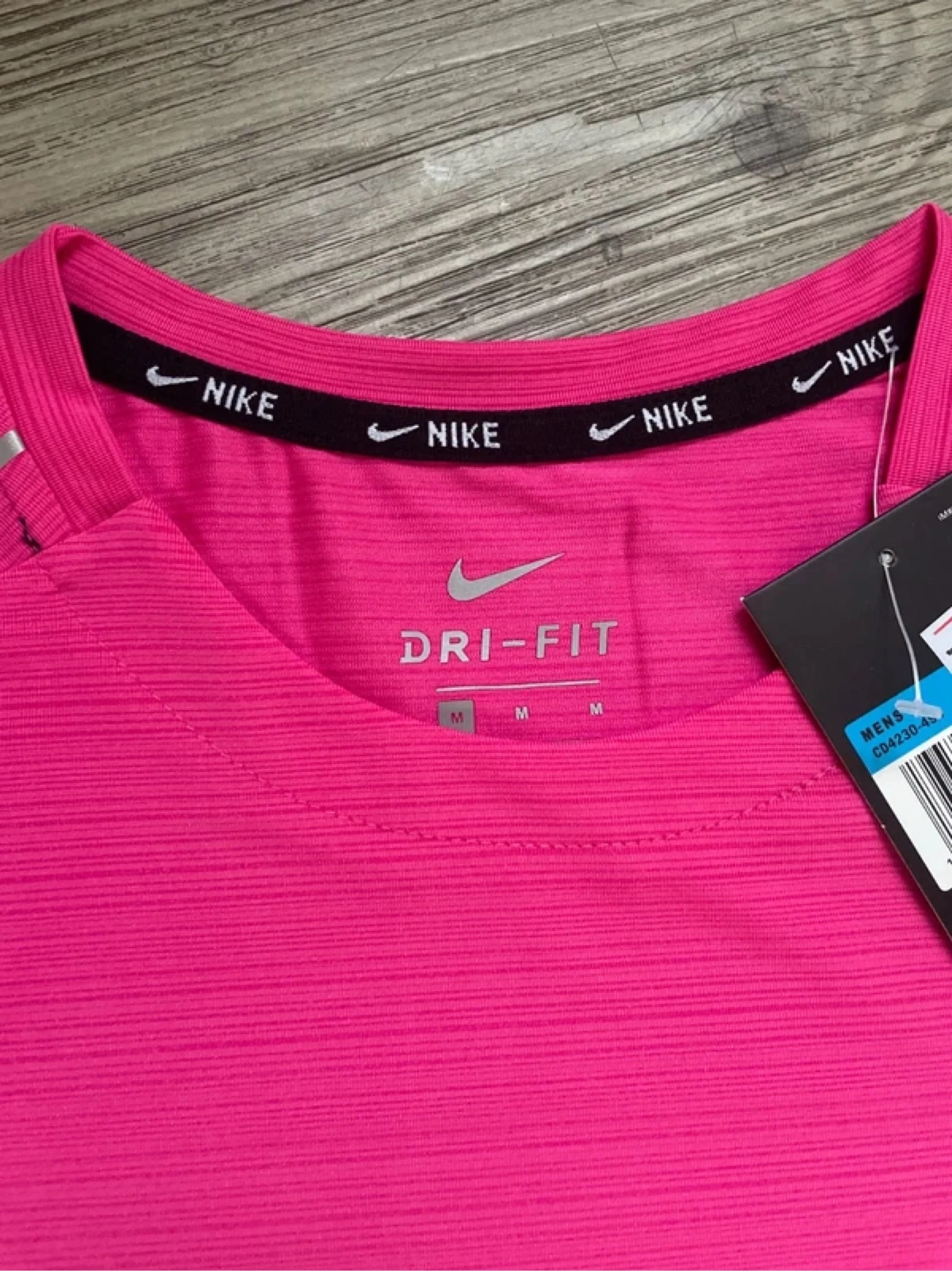conjunto nike running miller rosa (camiseta + short) – photo 4